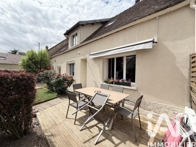 Maison vente à La Friperie, Saint-Sérotin
