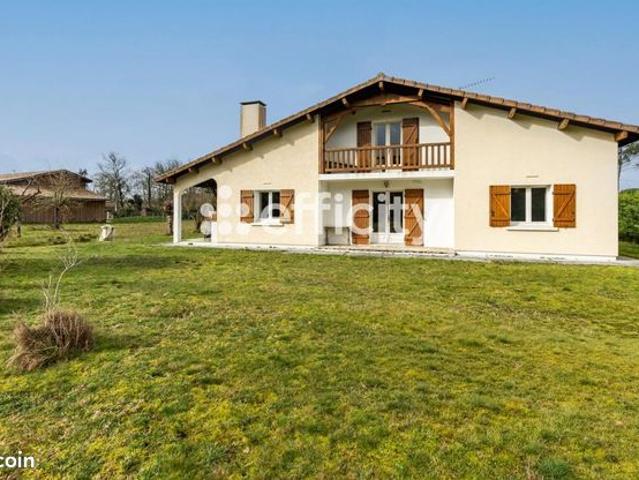 Maison vente à Arcachon, Salles