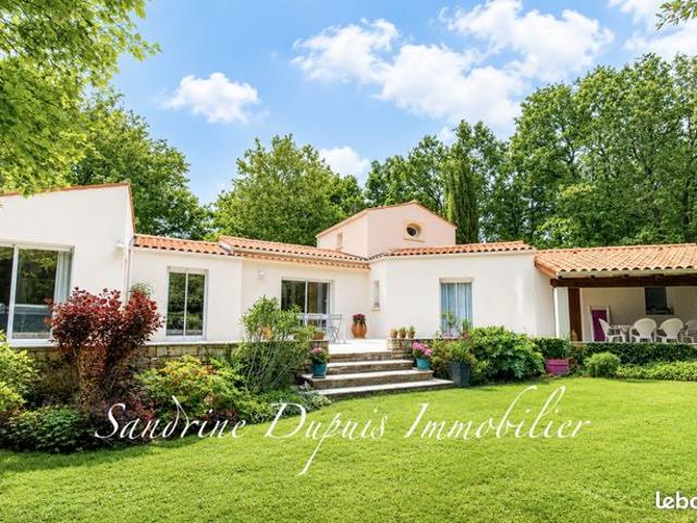 Maison vente à Saintes