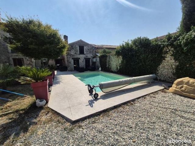 Maison vente à Saint-Hilaire-des-Loges, Vendée