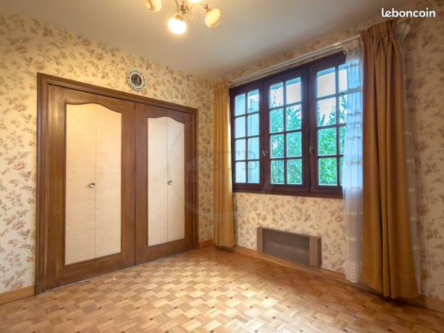 Maison vente à Largentière, Saint-privat
