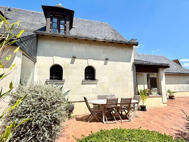 Maison vente à Saumur, Brézé