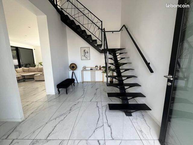 Maison vente à Angers, Montreuil-juigné