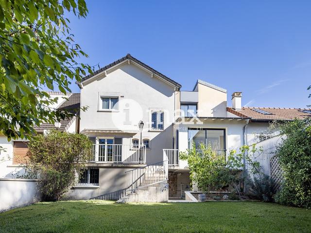 Maison vente à Village Mont-Valérien, Rueil-Malmaison