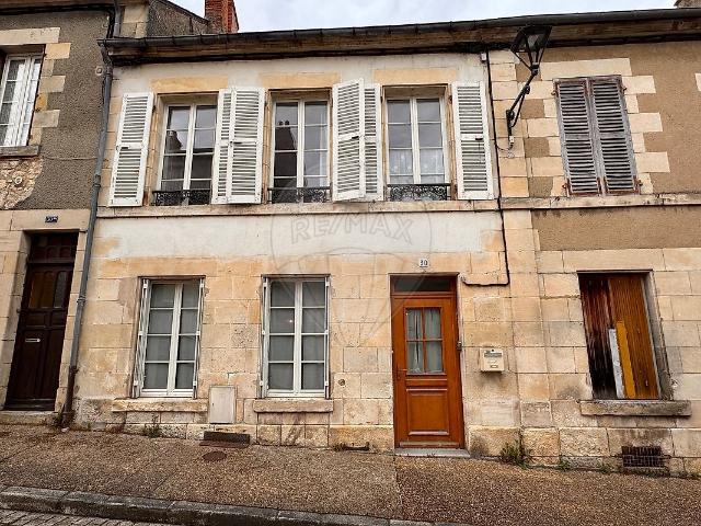 Maison vente à Cosne-Cours-sur-Loire, La Charité-sur-loire