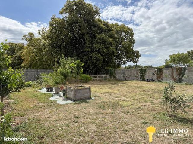 Maison vente à Saintes, Cozes