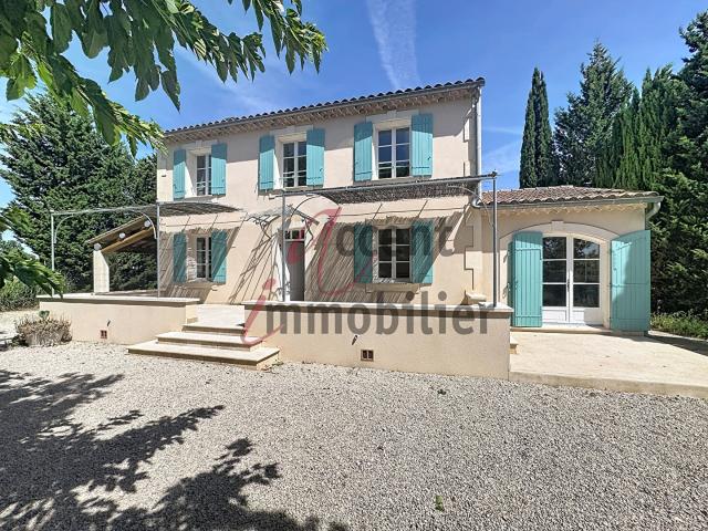 Maison vente à Arles, Mollégès