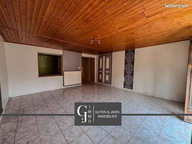 Maison vente à Nantua, Saint-germain-de-joux