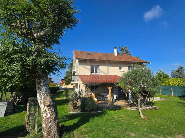 Maison vente à France métropolitaine, Saint-etienne-de-saint-geoirs