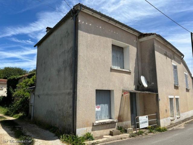 Maison vente à Confolens, Mansle