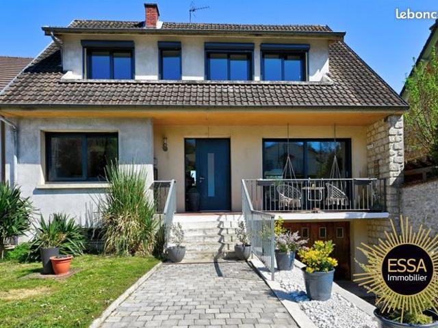 Maison vente à Saint-Germain-en-Laye, Maule