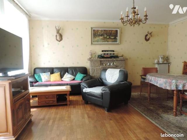 Maison vente à Guingamp, Bretagne