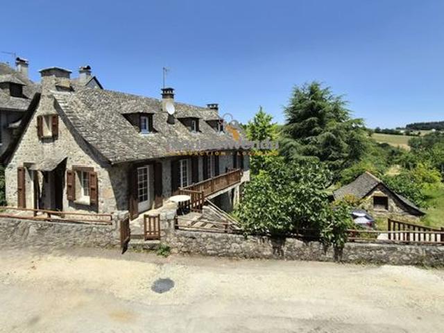 Maison vente à Aurillac, Montsalvy