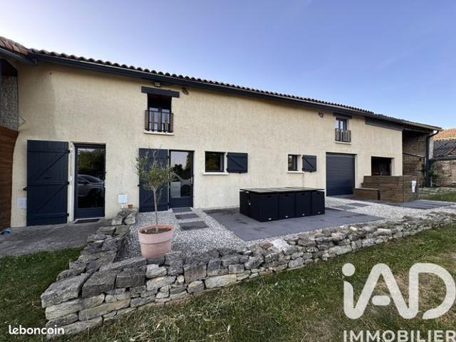 Maison vente à Niort, Chef-boutonne