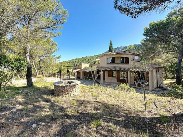 Maison vente à Châteauneuf-le-rouge