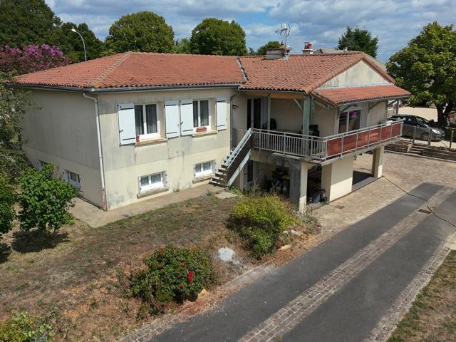 Maison vente à Montmorillon, Saint-pierre-d'exideuil
