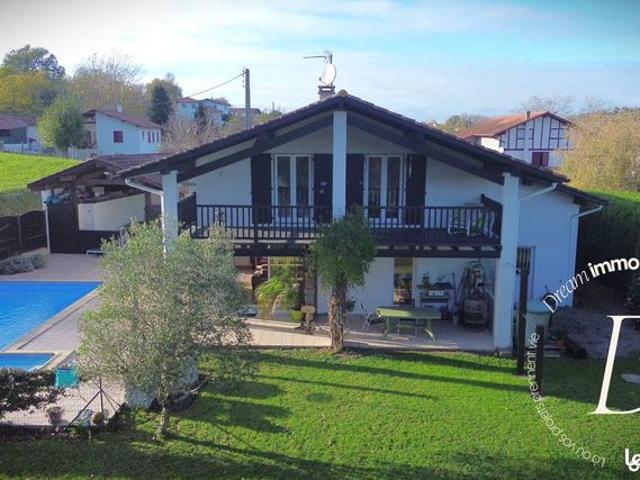 Maison vente à Tarbes, Occitanie