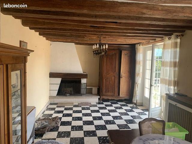 Maison vente à Auxerre, Bazarnes