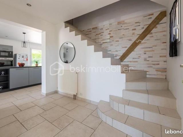 Maison vente à Sens, Pailly