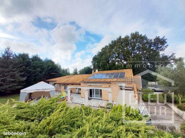 Maison vente à Château-guibert