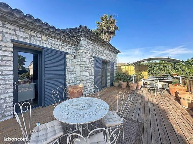 Maison vente à Nîmes, Clarensac