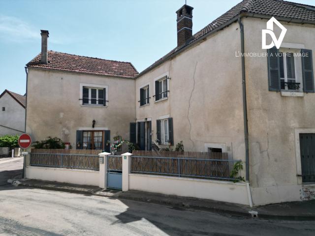 Maison vente à Auxerre, Charentenay