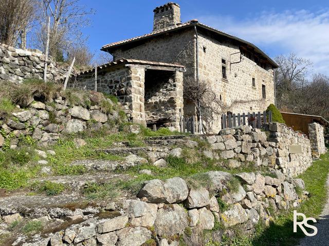Maison vente à Largentière, Genestelle