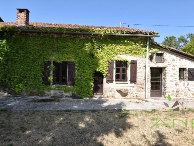 Maison vente à Rochechouart, Saint-mathieu