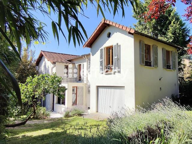 Maison vente à Sèvres, Hauts-de-Seine