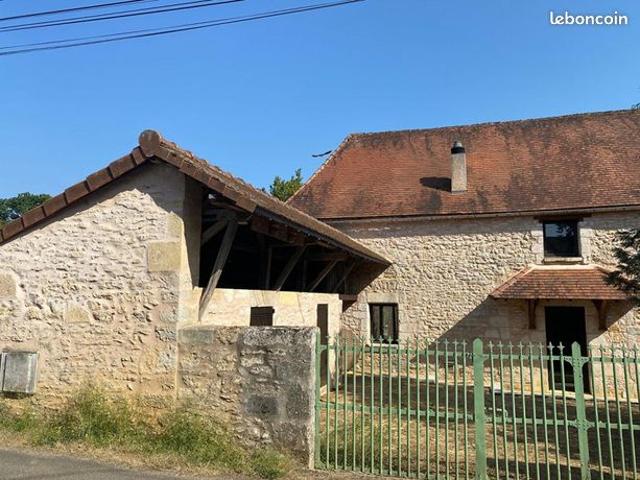 Maison vente à Nontron, Mayac