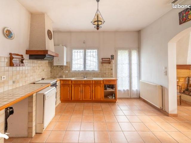 Maison vente à Arcachon, Salles