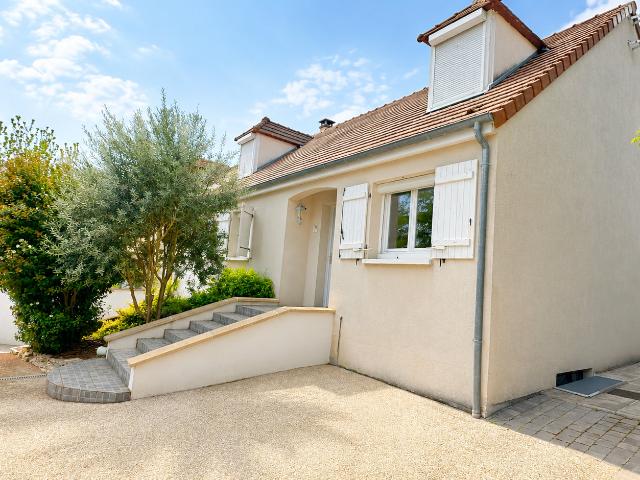 Maison vente à Saint-Eutrope, Linas