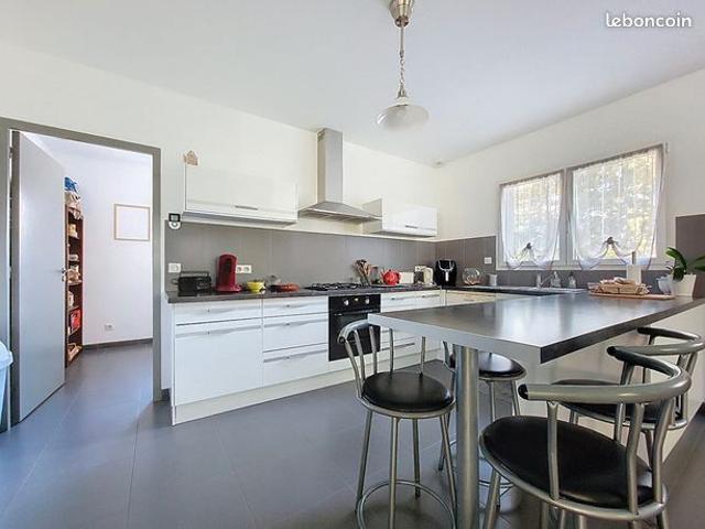 Maison vente à Bordeaux, Blanquefort