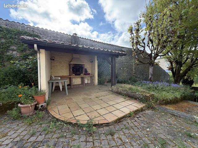 Maison vente à Cognac