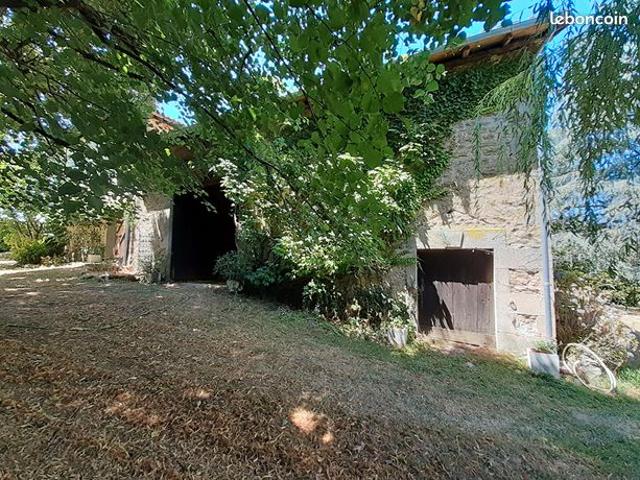 Maison vente à Rochechouart, Gorre