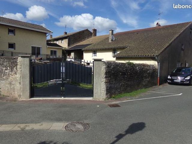 Maison vente à Mâcon, Saint-albain