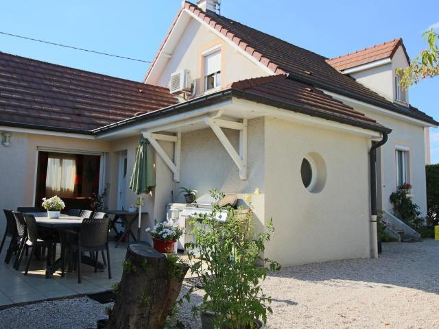 Maison vente à Dijon, Chenôve