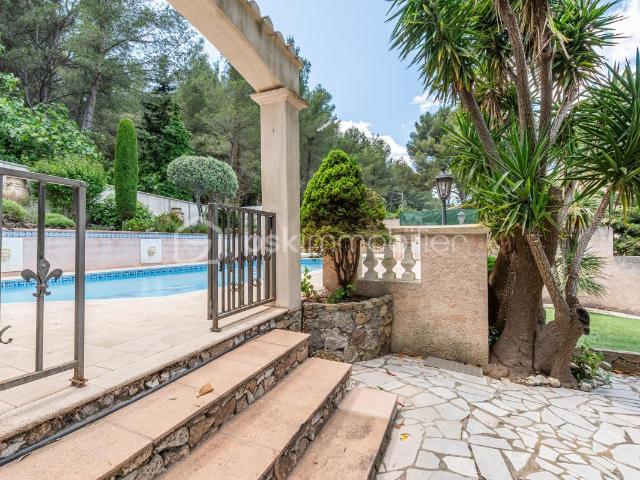 Maison vente à Arrondissement de Toulon, Toulon