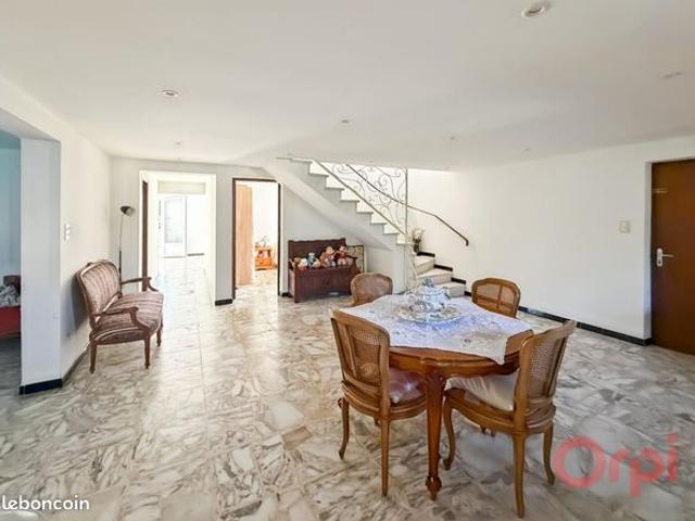 Maison vente à Béziers, Vias