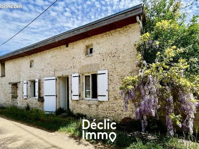 Maison vente à Poitiers, Saint-sauvant