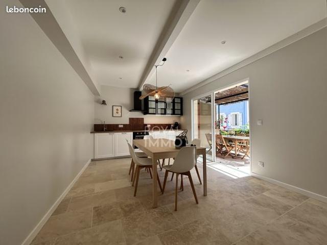 Maison vente à Arrondissement de Toulon, Collobrières