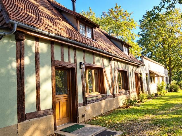 Maison vente à Corneuil, Chambois