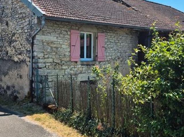 Maison vente à Saint-Claude, Lect