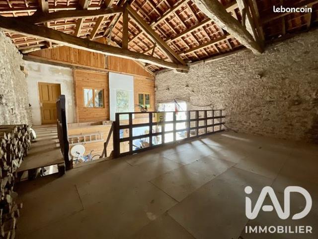 Maison vente à Bellac, Compreignac