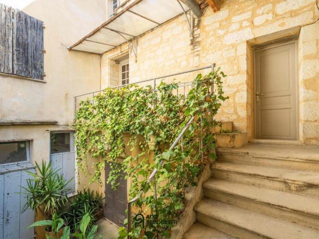 Maison vente à Nîmes, Uzès