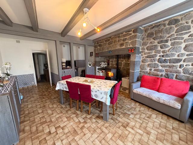Maison vente à Saint-Flour, Cézens