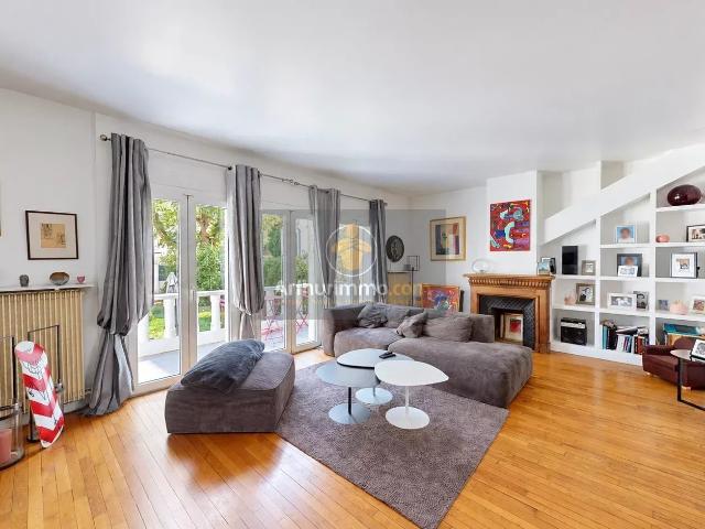 Maison vente à Saint-Germain-en-Laye, Le Pecq
