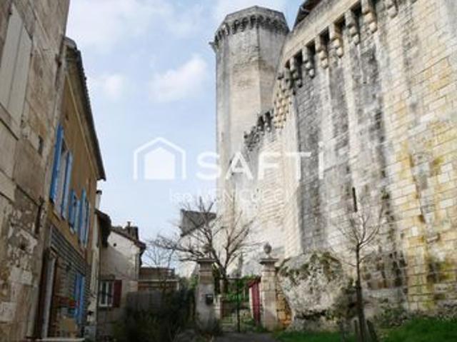 Maison vente à Nontron, Bourdeilles