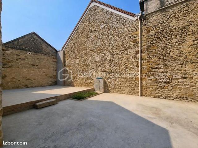 Maison vente à Provins, Maison-rouge
