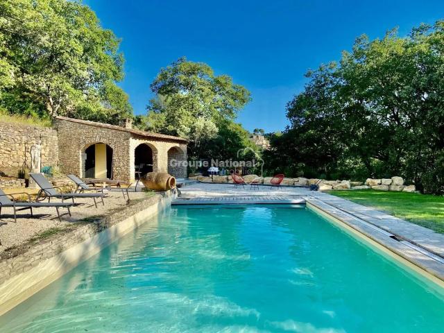 Maison location à Carpentras, Le Beaucet